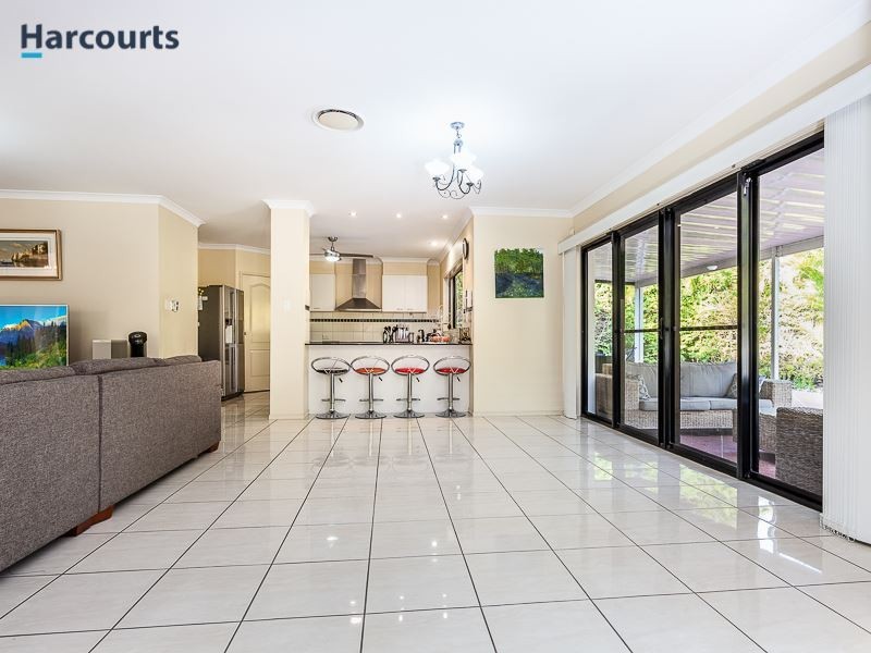 23 Bridgeport Drive, North Lakes QLD 4509