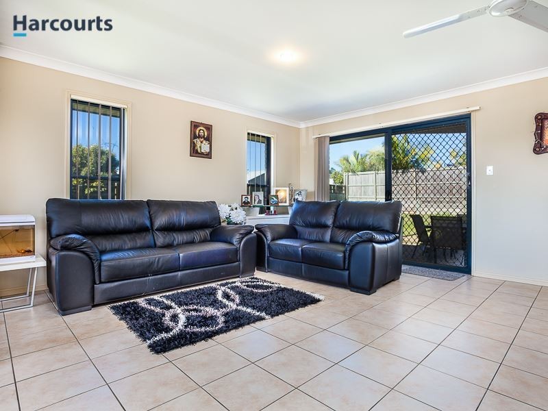19 Macrusser Circuit, Warner QLD 4500