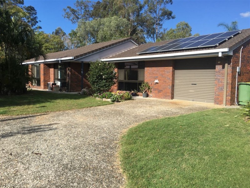 64 Rue Montaigne, Petrie QLD 4502