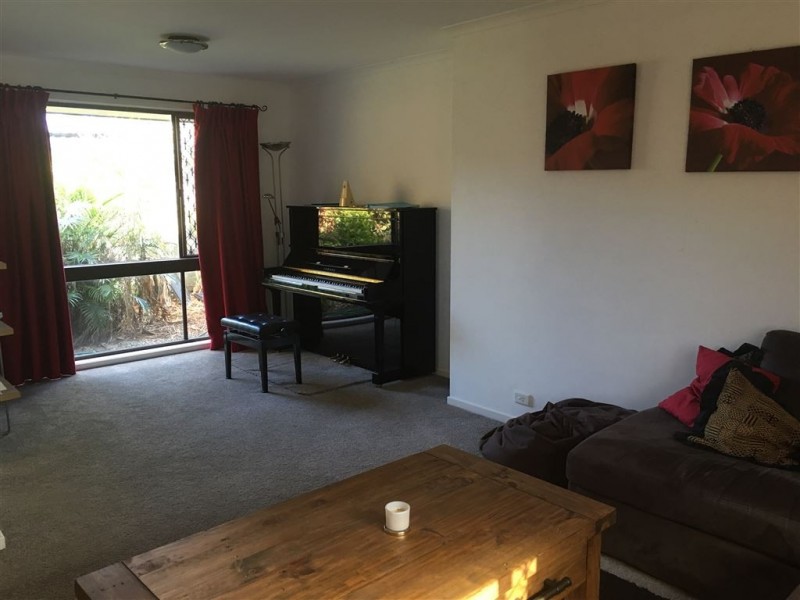 64 Rue Montaigne, Petrie QLD 4502