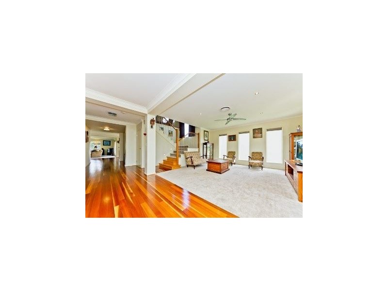 5 Allenby Close, North Lakes QLD 4509