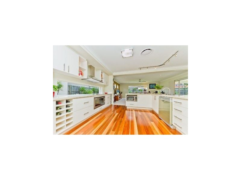 5 Allenby Close, North Lakes QLD 4509