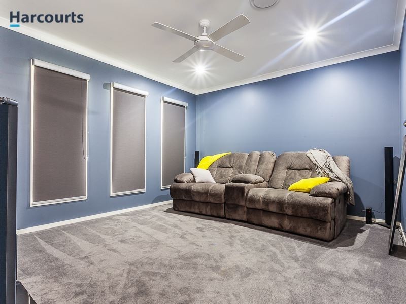 37 Hinton Crescent, Mango Hill QLD 4509