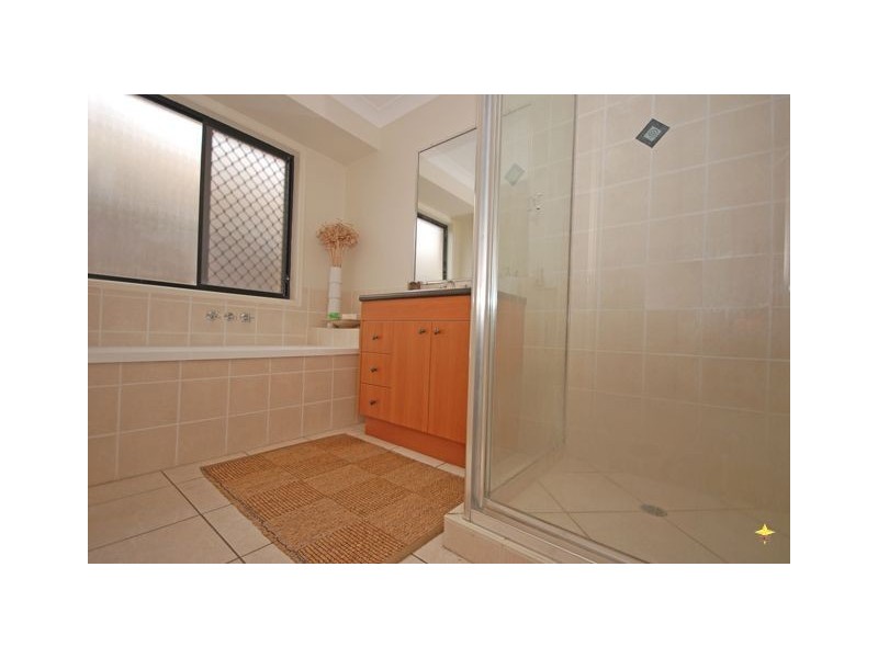 7 Musgrave Cresent, North Lakes QLD 4509