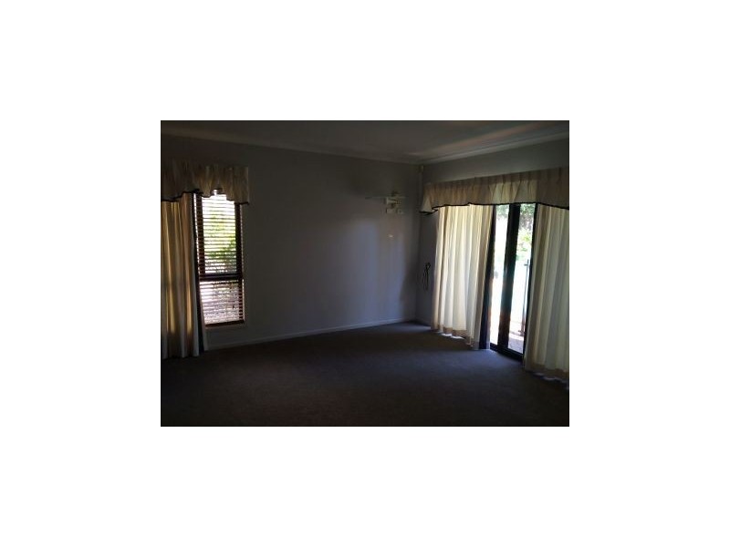 4 Finnegan Drive, North Lakes QLD 4509
