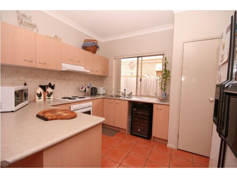 38 Pinnock Crescent, North Lakes QLD 4509