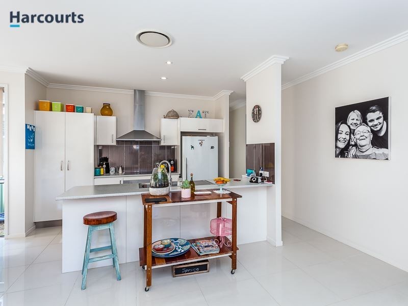 30 Wallis Circuit, North Lakes QLD 4509