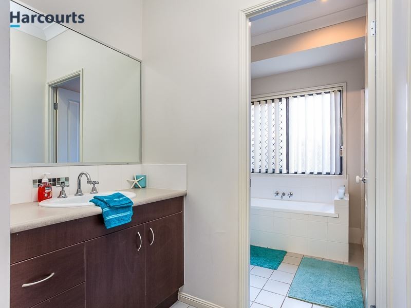8 Brushtail Street, North Lakes QLD 4509