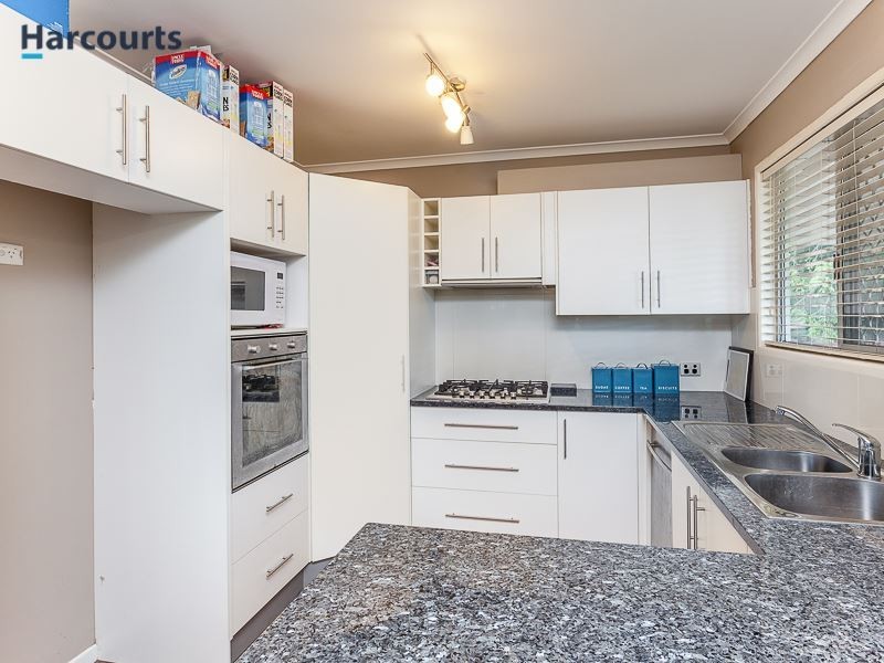 35 Joseph Court, Deception Bay QLD 4508