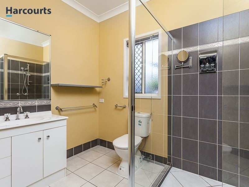 5 Astley Parade, North Lakes QLD 4509