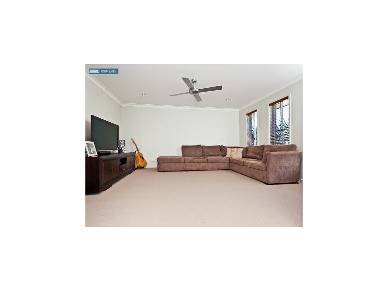 39 Severn Crescent, North Lakes QLD 4509