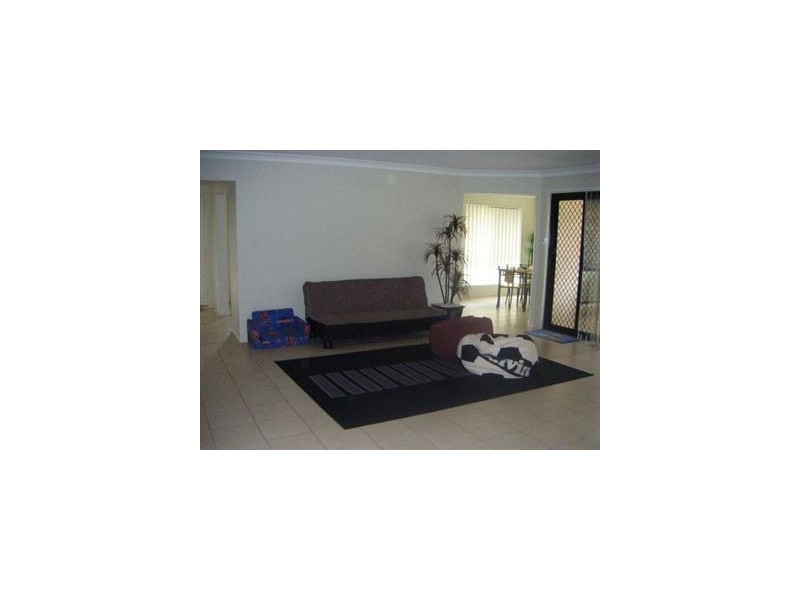 8 Michael David Drive, Warner QLD 4500
