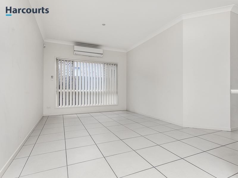 9 Silkyoak Court, North Lakes QLD 4509