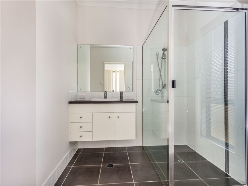 18 Possum Parade, North Lakes QLD 4509