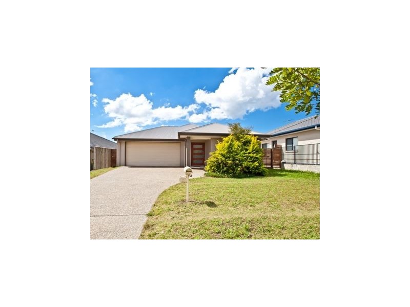 7 Waterway Crescent, Murrumba Downs QLD 4503