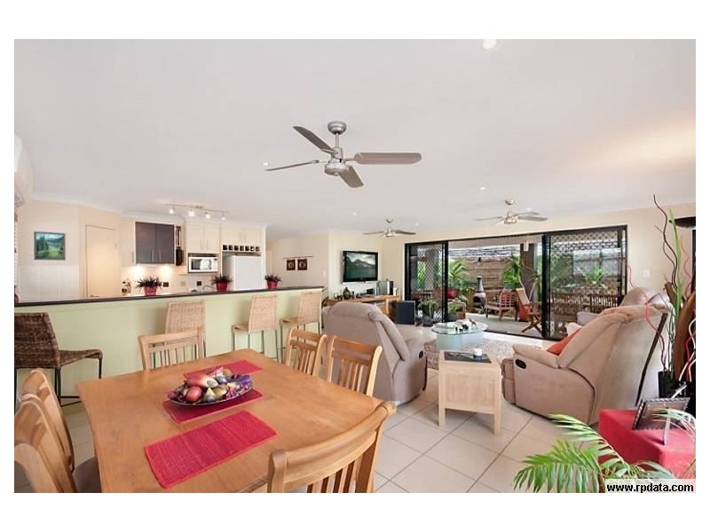 8 Crane Street, North Lakes QLD 4509