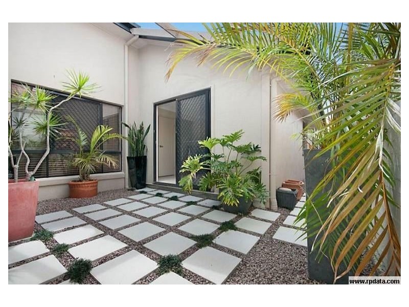 8 Crane Street, North Lakes QLD 4509