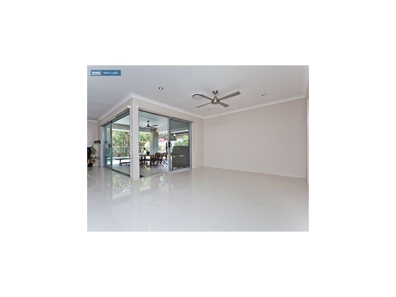 8 Hoya Close, North Lakes QLD 4509