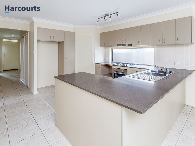 18 Langham Crescent, North Lakes QLD 4509