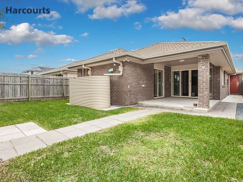 18 Langham Crescent, North Lakes QLD 4509