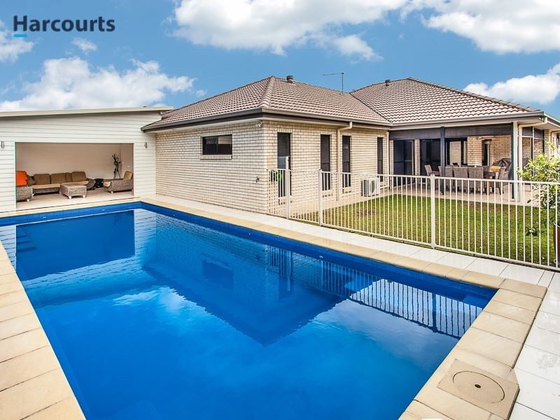 33 Tourmaline Circuit, Mango Hill QLD 4509