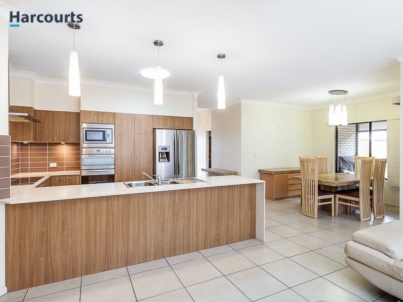 33 Tourmaline Circuit, Mango Hill QLD 4509