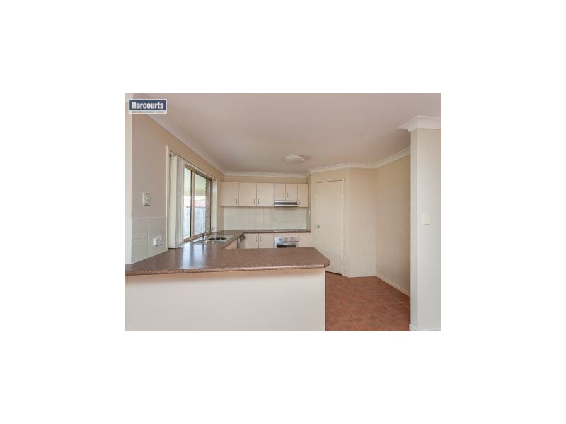 11 Middle Barten Court, Bray Park QLD 4500