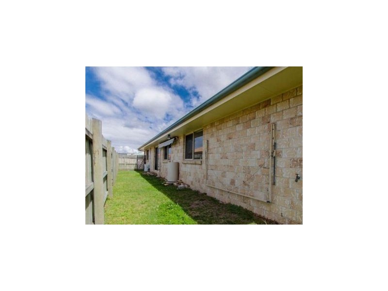 6B Tuckeroo Street, Rothwell QLD 4022