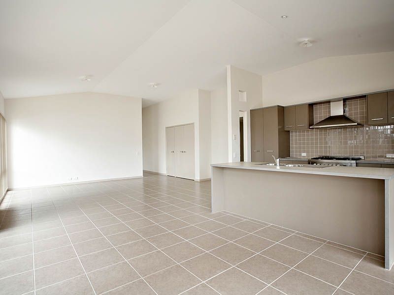 17 Warabi Crescent, North Lakes QLD 4509