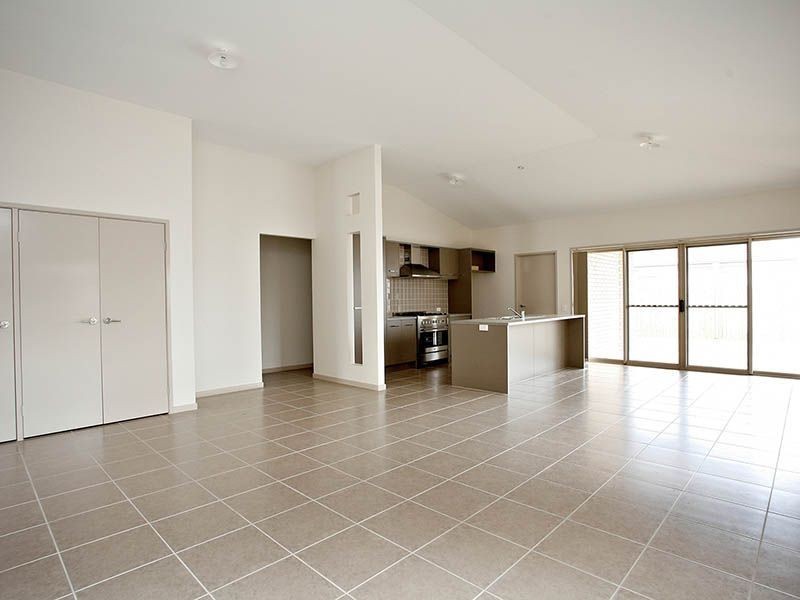 17 Warabi Crescent, North Lakes QLD 4509