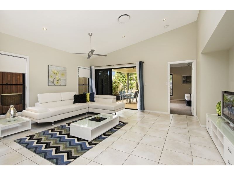 9 Satinash Court, North Lakes QLD 4509