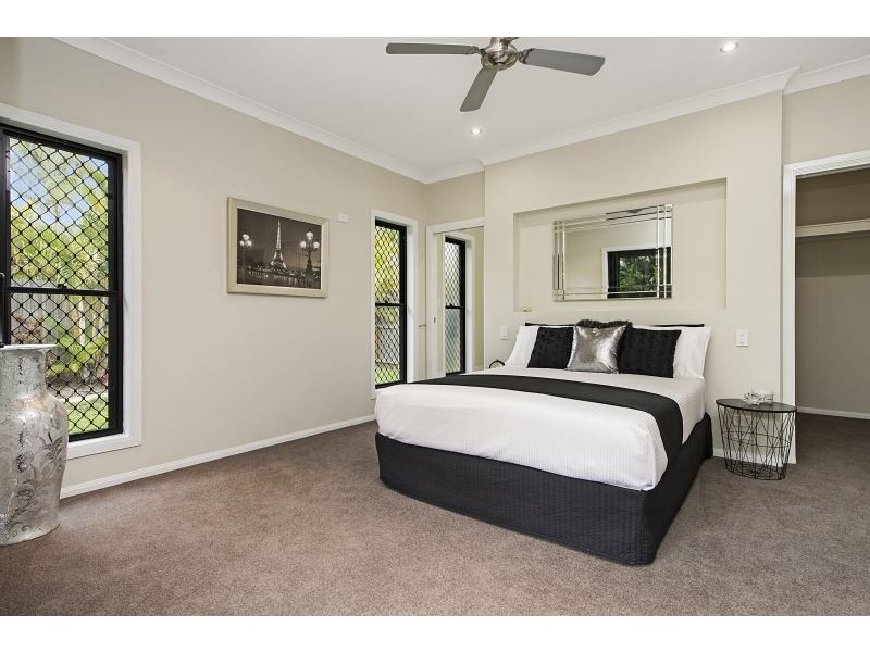 9 Satinash Court, North Lakes QLD 4509