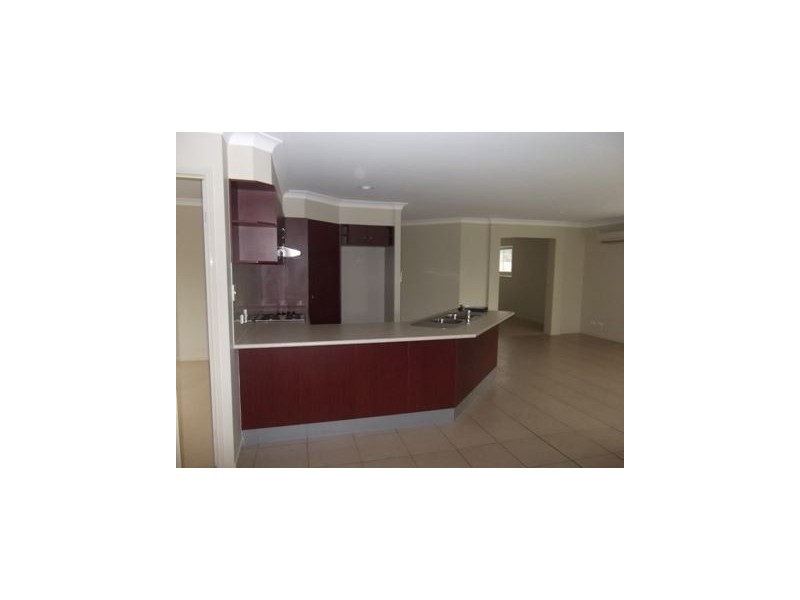 29 Dotterel Crescent, North Lakes QLD 4509