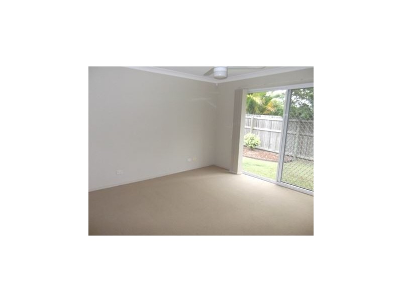 29 Dotterel Crescent, North Lakes QLD 4509