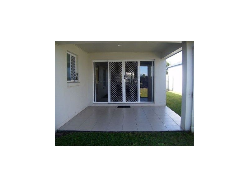 29 Dotterel Crescent, North Lakes QLD 4509