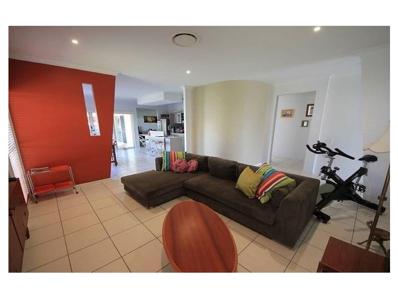 14 Elkhorn Court, North Lakes QLD 4509