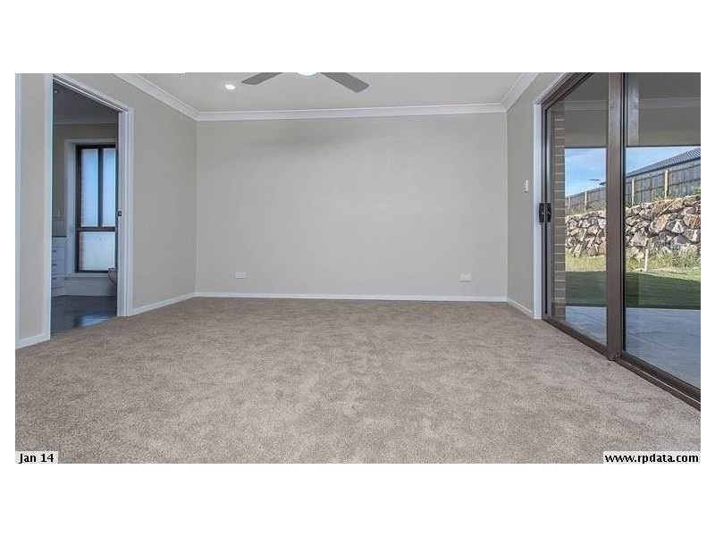 12 Clove Street, Griffin QLD 4503