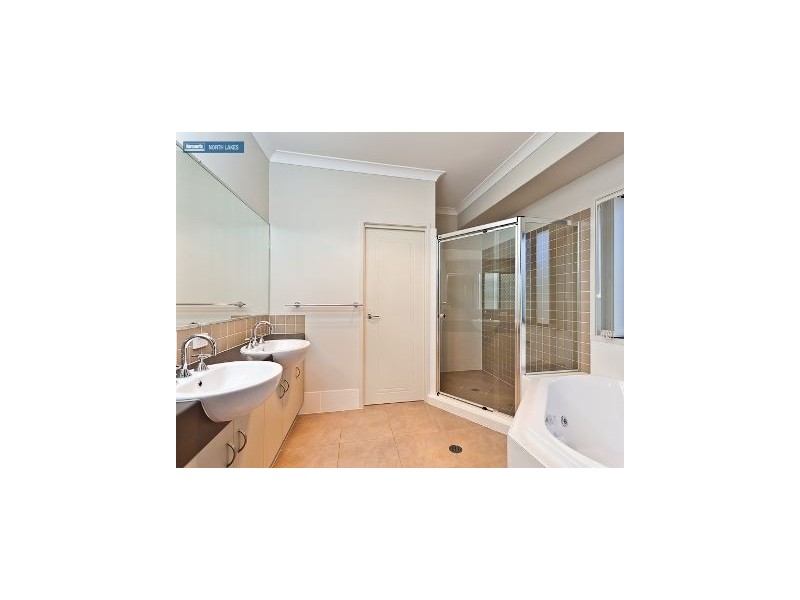 12 Glider Street, North Lakes QLD 4509