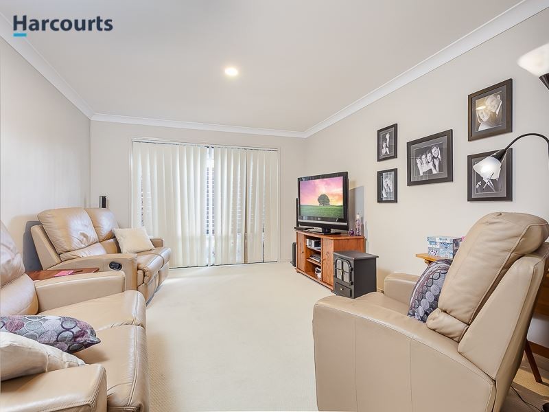 12 Pintail Street, North Lakes QLD 4509