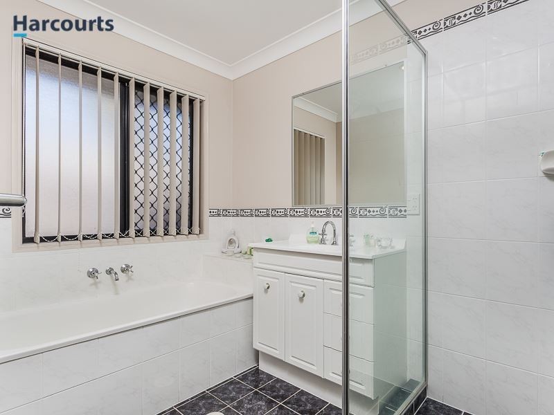 12 Pintail Street, North Lakes QLD 4509