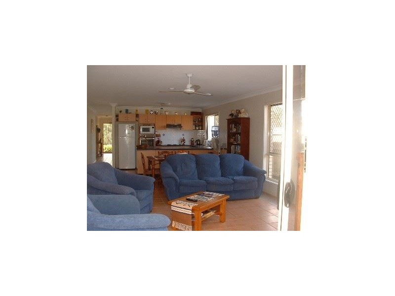 15 Wyperfield Court, North Lakes QLD 4509
