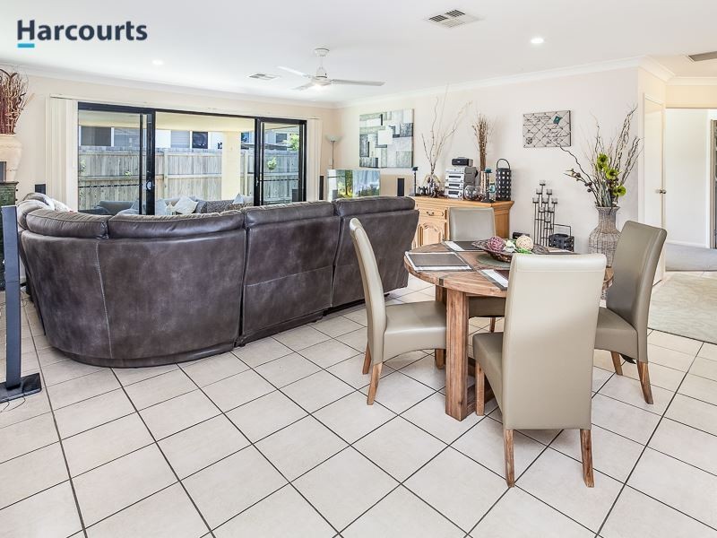 3 Sandpiper Avenue, North Lakes QLD 4509