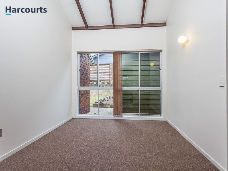 13 St Quentin Court, Petrie QLD 4502
