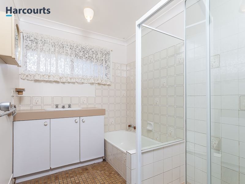 13 St Quentin Court, Petrie QLD 4502