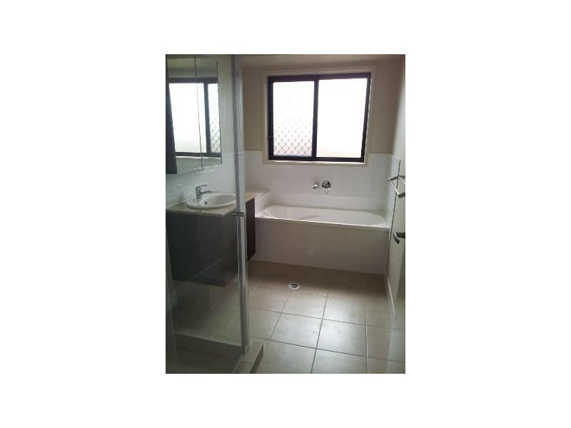 8 Portmarnock Street, North Lakes QLD 4509