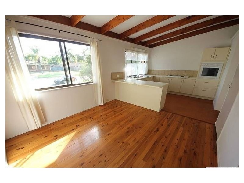 21 Oakview Court, Kallangur QLD 4503