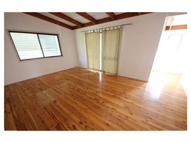 21 Oakview Court, Kallangur QLD 4503