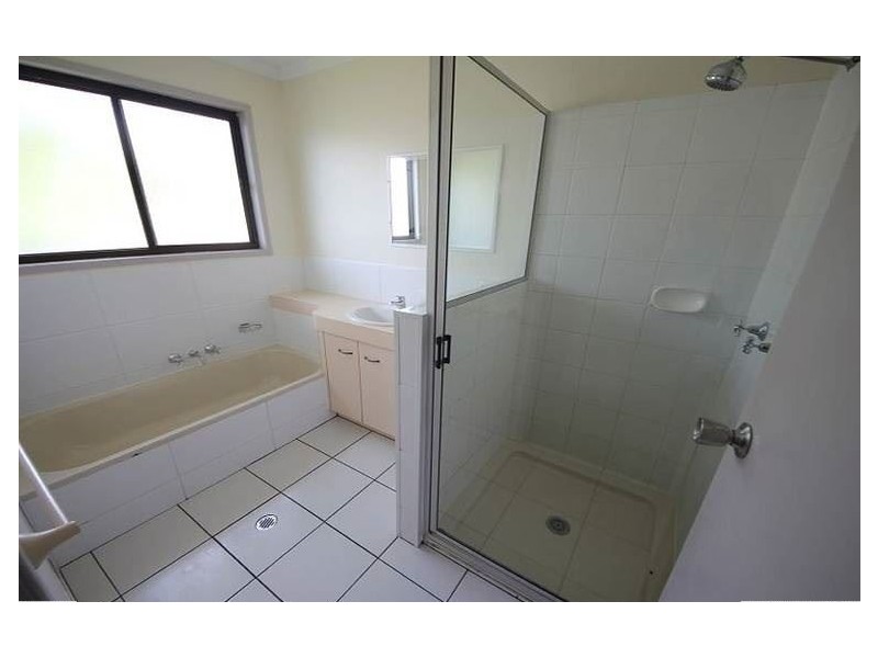 21 Oakview Court, Kallangur QLD 4503