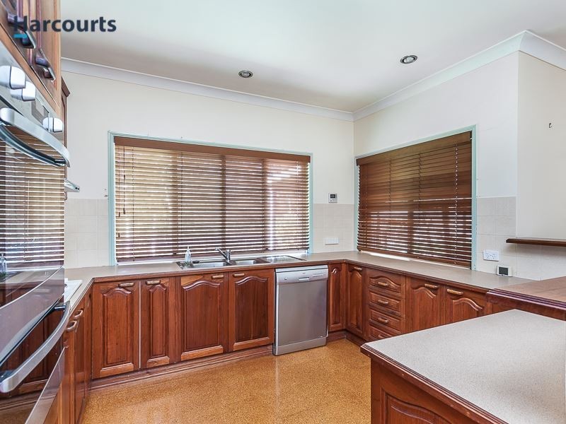 64 Blaylock Court, Morayfield QLD 4506