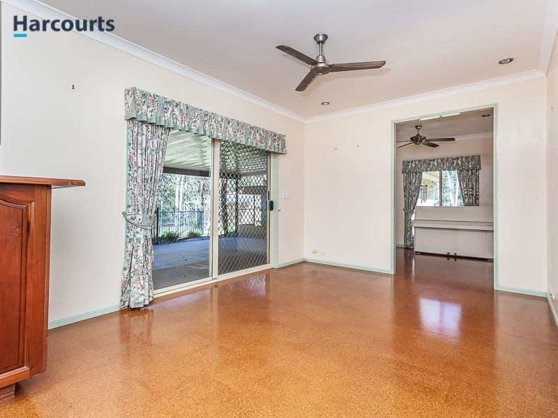 64 Blaylock Court, Morayfield QLD 4506
